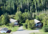 Wawa Northern Lights Motel and Chalets - Motels