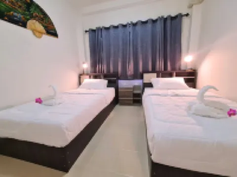 Perfect Home  15 mins from airport. โรงแรมใกล้วัดเจดีย์เหลี่ยม (กู่คำหลวง)