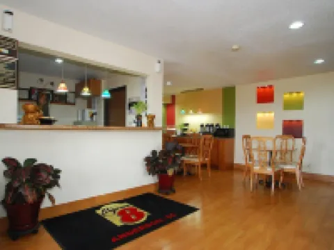 Super 8 by Wyndham Anderson/Clemson Area Hotels in Anderson