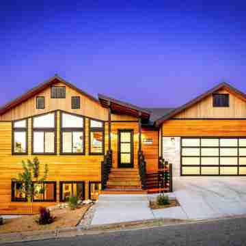 New! Bearadise ~ Relaxing Mountain Chalet Hotel Exterior