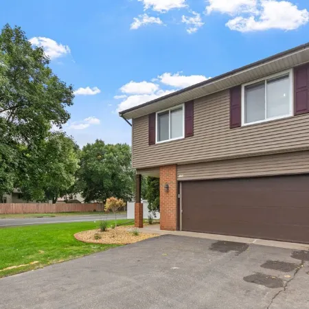 Modern 4BR FirePit Grill 2MI NSC Pet-Friendly!