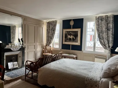 Joli Petit Studio en Centre Ville à Cormeilles en Pays Dauge