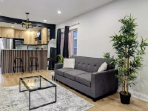 Bright 2BR Home – Walk to Shops & Restaurants