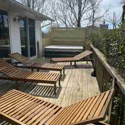 Montauk beach house, all amenities. Walk to town or beach. Hotel Exterior