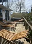 Montauk beach house, all amenities. Walk to town or beach. - 2-Star