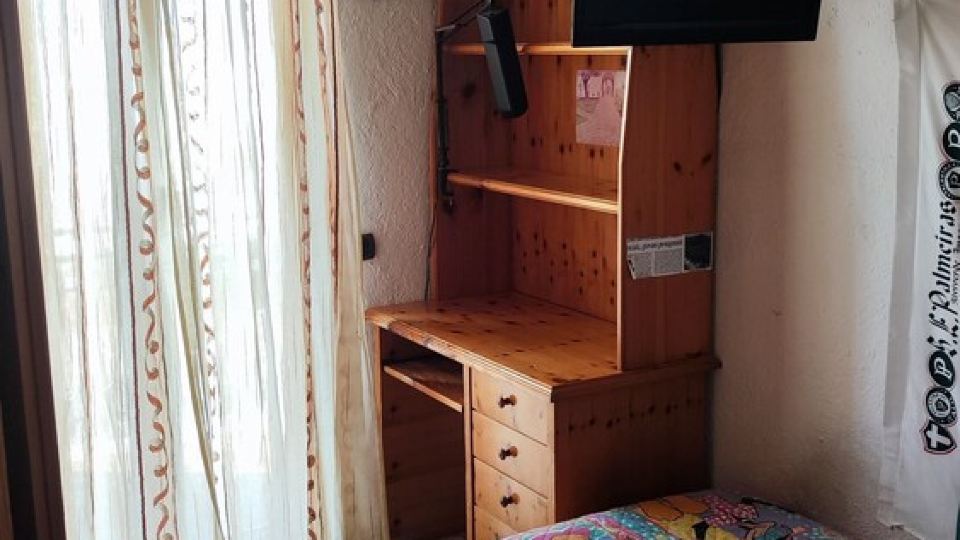 Cozy apartment with parking, close to the sea and center