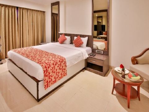 The Caliph Hotel, Mumbai Near Powai Lake