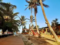 House in Praia do Coqueiro, facing the sea, close to the best tents. Hotels in Coqueiro