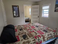 Charming 2-bedroom cottage in Craig--Walk to Shops, Dining & Downtown Activities Hotels in Craig