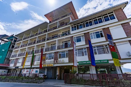 Hotel Maenamla Namchi