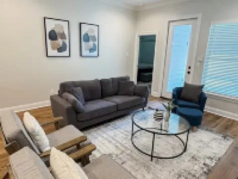 3-bedroom townhome in the Hart of Broussard Hotels in Broussard
