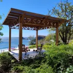 180° BAY VIEW  IN NATURE - POOL - GREAT OUTDOOR SPACES - DIRECT BEACH ACCESS فنادق في 