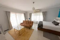Green Lagoon Guest House