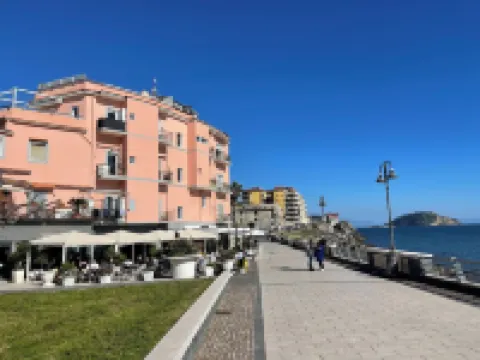 Elina's PuteoliHouse