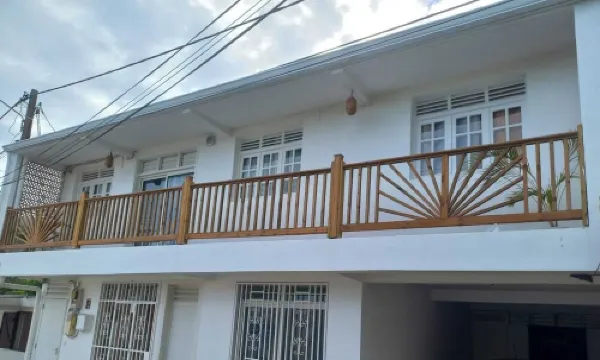 Les Cocons de Sainte-rose, Location de Vacances