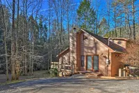 Blue Ridge Mtns Creekside Cabin w/ Hot Tub + Pier!