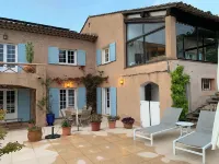 Villa in Garden Level 6/8 Pers on Swimming Pool 5 mn Walk from the Beach, in a Quiet Area Hotels in der Nähe von Eglise Sainte Thérèse de lenfant Jésus - Eglise du Rayol