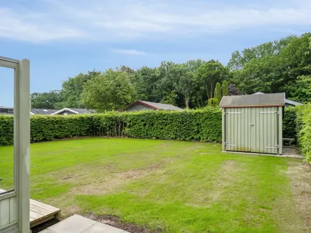 "Domnika" - 200m from the Sea Отели в г. Bjert