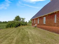 "Rahild" - 10km from the sea - Homestays