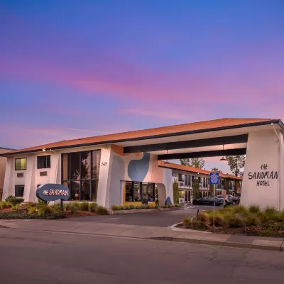 The Sandman Santa Rosa Sonoma, Ascend Hotel Collection Hotels near Charles M. Schulz Museum and Research Center