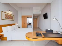 The Capital Hotel Surabaya - balcony