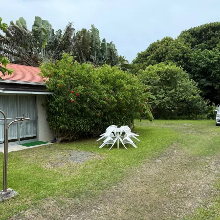Coral Resort Ishigaki Отели рядом с достопримечательностью «Пляж Сансет, Исигаки»