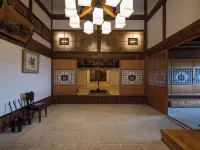 銀鱗莊日式旅館 鄰近朝里站的酒店