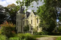 Apartment in Bénodet near Sandy Beaches