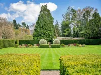 Lodge in Thirsk with Scenic Trails & Spa