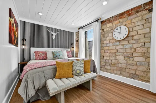 Luxury Suite in Downtown Blue Ridge - The Penthouses on Main, Suite 102