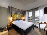 Ibis Luebeck City - Balkoner