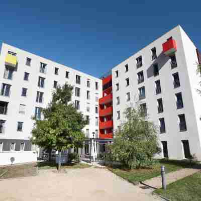 Apartment in Lyon near Bioparc Hotel Exterior