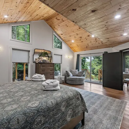 Blue Ridge Lake Home w/ Hot Tub in Morganton!