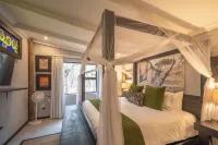 Foxy Crocodile Bush Lodge & Kruger Safari's - No Loadshedding