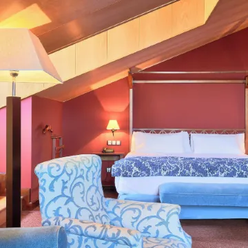 Hotel Sonsoles Ávila Отели рядом с достопримечательностью «City Hall»