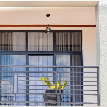 Bright Hotel and apartement