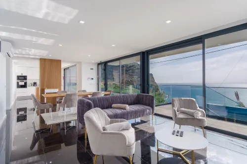GuestReady - Madeiran Oasis with Ocean View - Wi-Fi