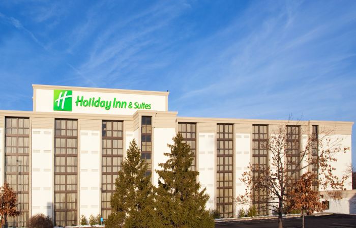 Holiday Inn & Suites CINCINNATI-EASTGATE (I-275E) by IHG