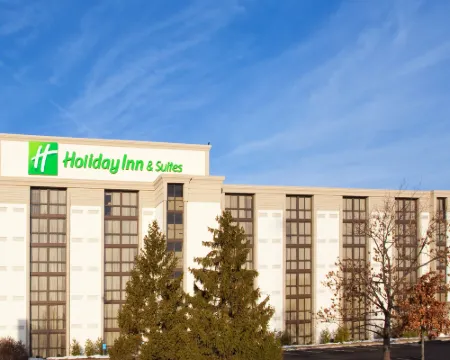 Holiday Inn & Suites CINCINNATI-EASTGATE (I-275E) by IHG Hotels in Clermont County