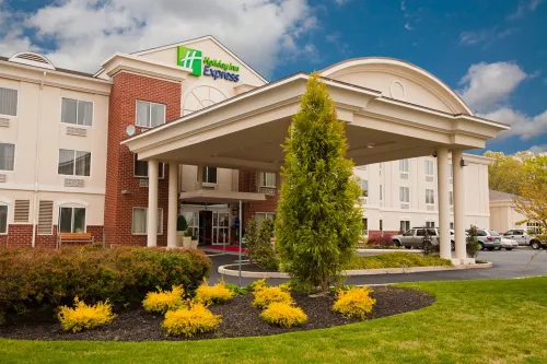 Holiday Inn Express & Suites VINELAND MILLVILLE by IHG