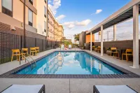 Home2 Suites by Hilton Irving/DFW Airport North - Pools
