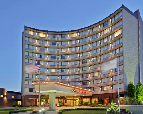 Crowne Plaza PORTLAND-DOWNTOWN CONV CTR by IHG โรงแรมใกล้ลอยด์เซ็นเตอร์