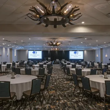 DoubleTree by Hilton Hotel & Conference Centre Regina