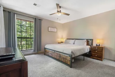 Golf View Serenity - Open Deck - Close to Lake Các khách sạn ở Branson City Center