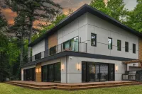 Luxury Lakefront designer-built property in Northwoods! 4 BDR, 10 Beds, 4 Bath