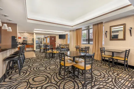 Best Western Plus Louisville Inn  Suites