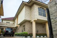 Tivoli Residence & Bar