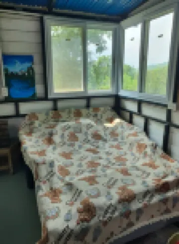Dome & Treehouses for family 2 adults & 2 kids