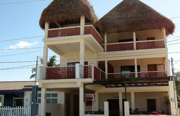 馬裏內羅佩里科酒店