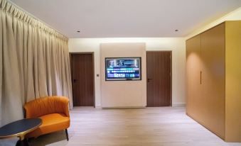 GREYFIELD HOTEL AND APARTMENTS